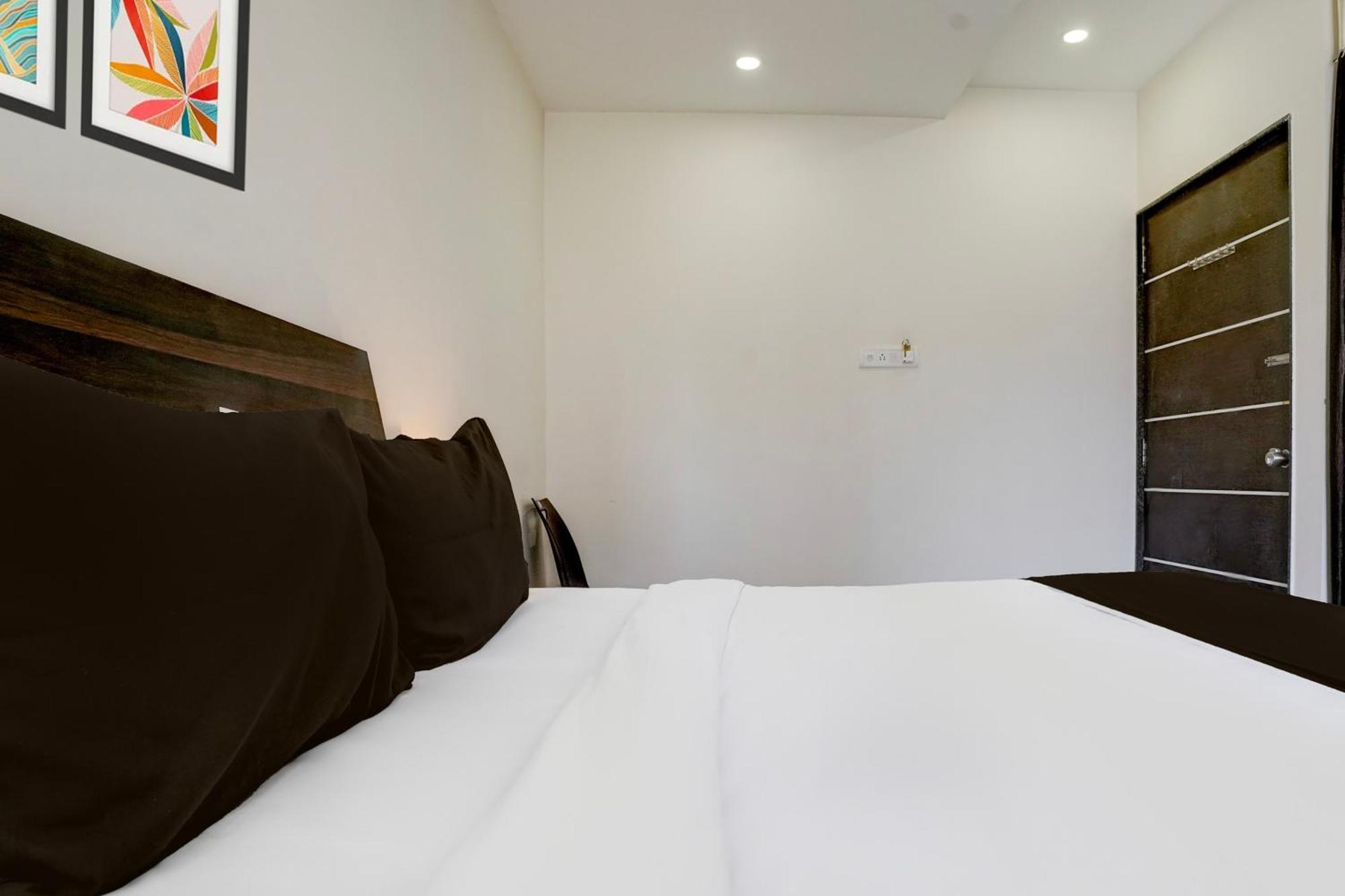 Super Hotel O Chhatrapati Nagar Ширди Экстерьер фото