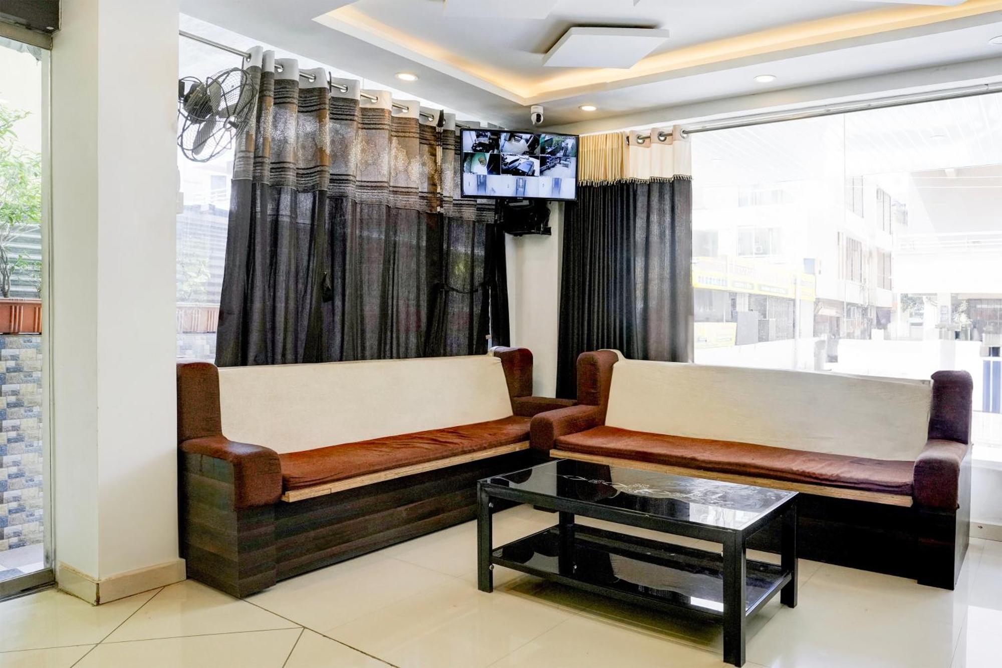 Super Hotel O Chhatrapati Nagar Ширди Экстерьер фото